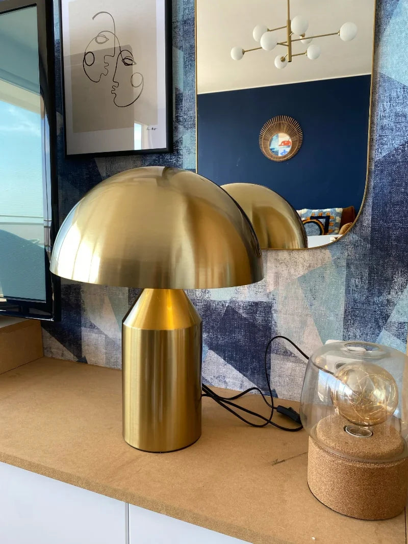 Italy Mushroom Table Lamp Gold/black/white Metal Desk Light Desk Living Dining Room Bedroom Bedside Decoration Standing Lamps G9