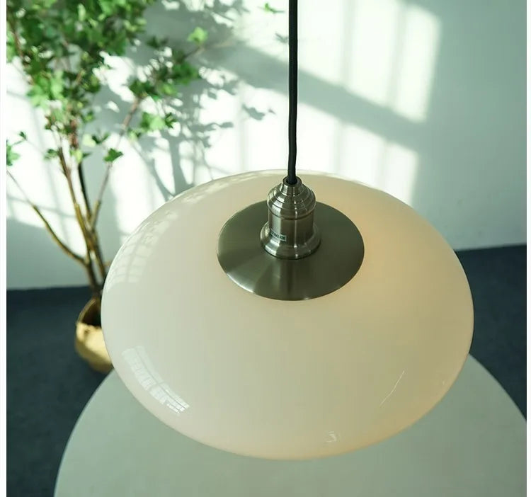 Bauhaus Pendant Light French Luxury Cream Wind Restaurant Ceiling Lamp Living Room Bedroom Balcony Study LED Glass Chandelier
