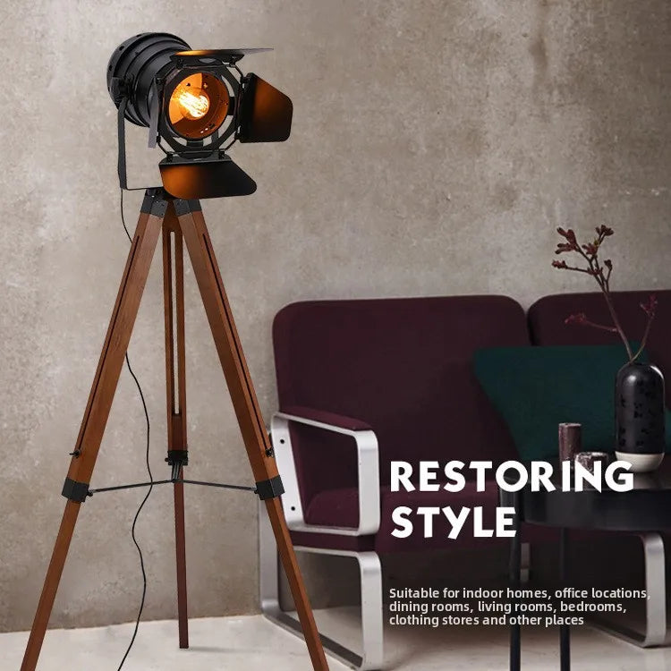 American Floor Lamp Retro Industrial Style Solid Wood LED Creative Simplicity Parlor Bedroom Bedside Decoration Standard Light